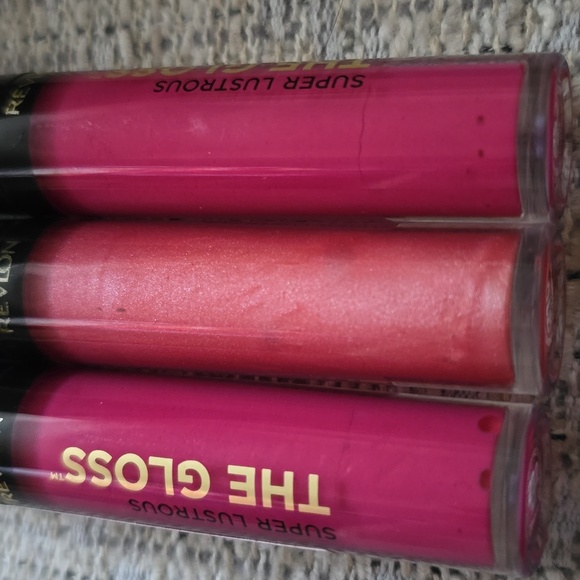 REVLON BRAND WOMENS LIP GLOSS BUNDLE OF 3 - Picture 3 of 4